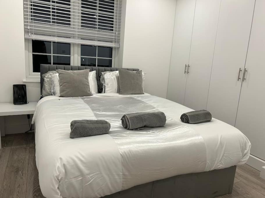 1 Bed High Quality Modern Flat Apartment Edgware Exterior photo